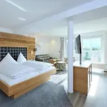 Ξενοδοχείο Wohlfuehlhotel Berwanger Hof 4*
