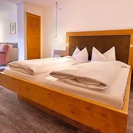 ホテル Wohlfuehlhotel Berwanger Hof 4*