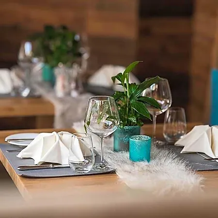Wohlfuehlhotel Berwanger Hof ホテル 4*