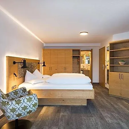 ホテル Wohlfuehlhotel Berwanger Hof 4*