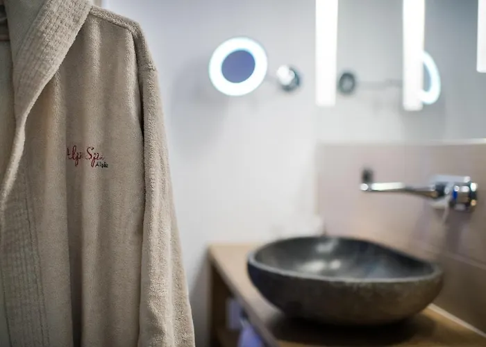 호텔 Wohlfuehlhotel Berwanger Hof 4*